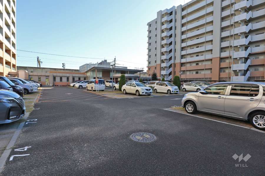 敷地内駐車場（屋外平面式）