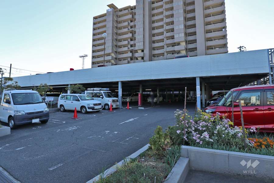 敷地内駐車場（自走式立体）