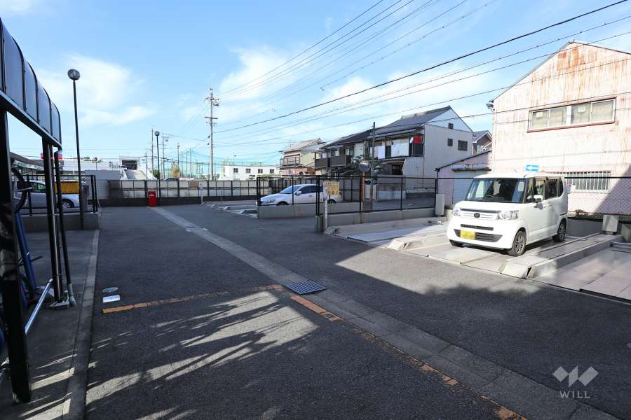 敷地内駐車場（屋外機械式）