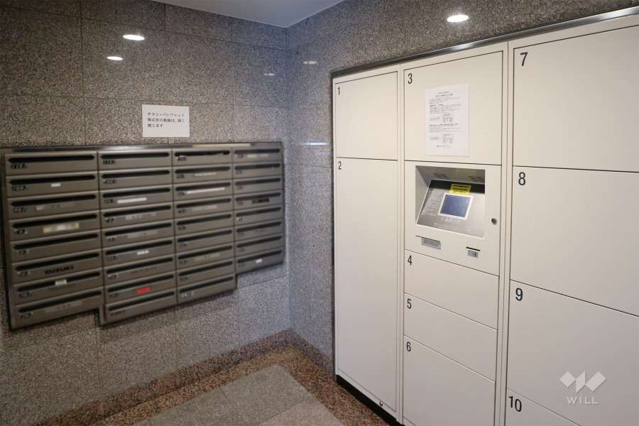 宅配ボックスと共用ポスト