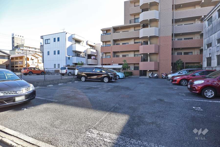 敷地内駐車場（屋外平面式）