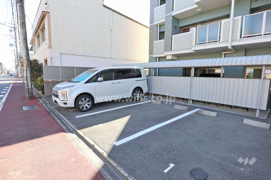 敷地内駐車場（屋外平面式）