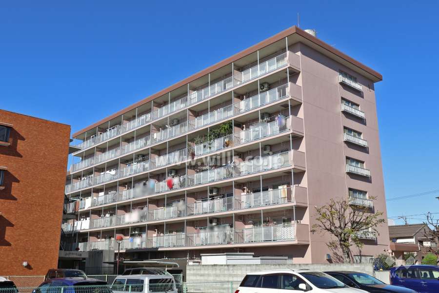 三旺マンション上脇A棟の外観（南東側から）