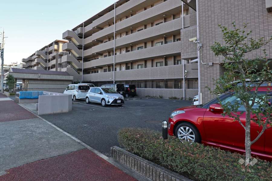 敷地内駐車場（屋外平面式）