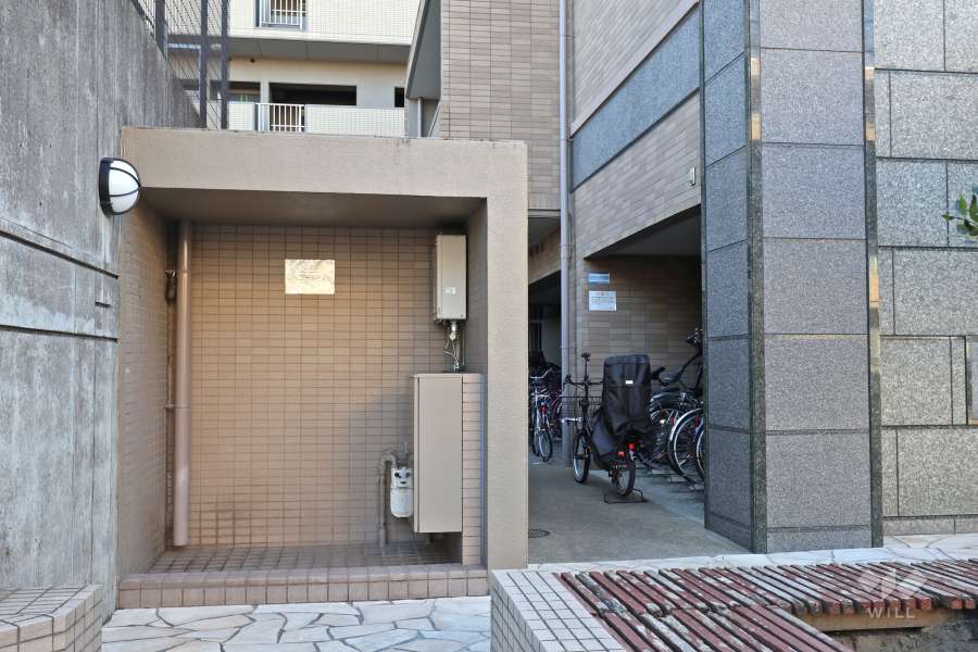 洗い場と駐輪場