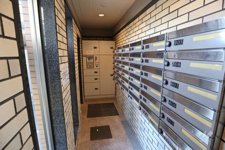 宅配ボックスと共用ポスト