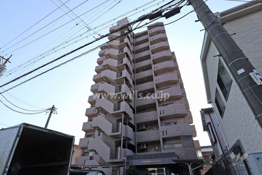 宝マンション東起第5の外観（北西側から）