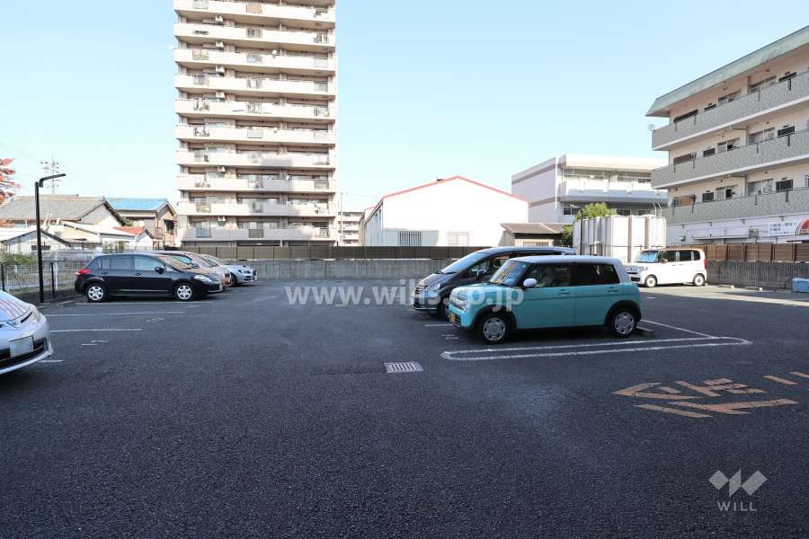 敷地内駐車場（屋外平面式）