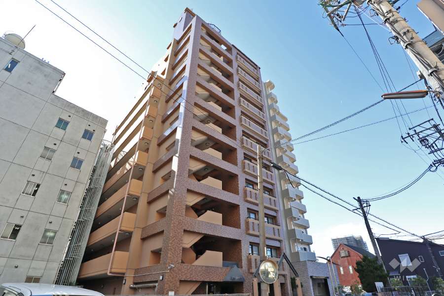 サンピボット名南の外観（北東側から）