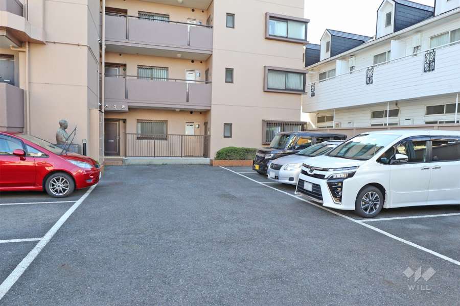 敷地内駐車場（屋外平面式）