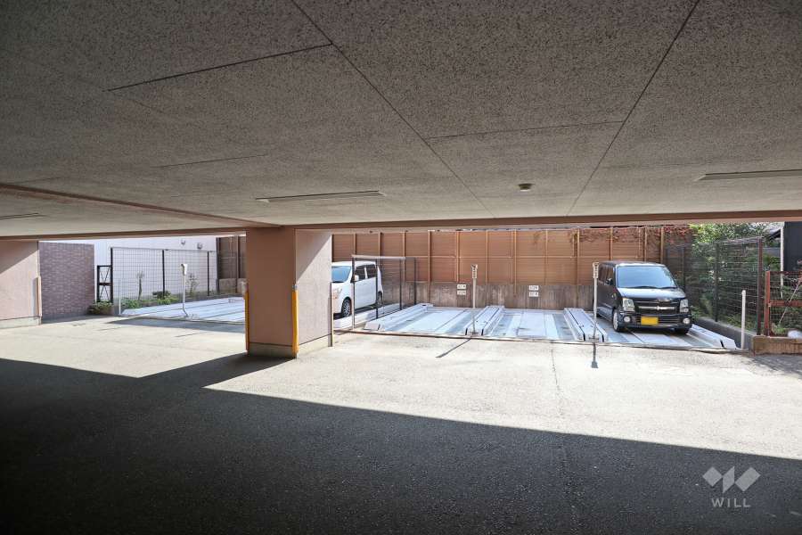 敷地内駐車場（屋外機械式）