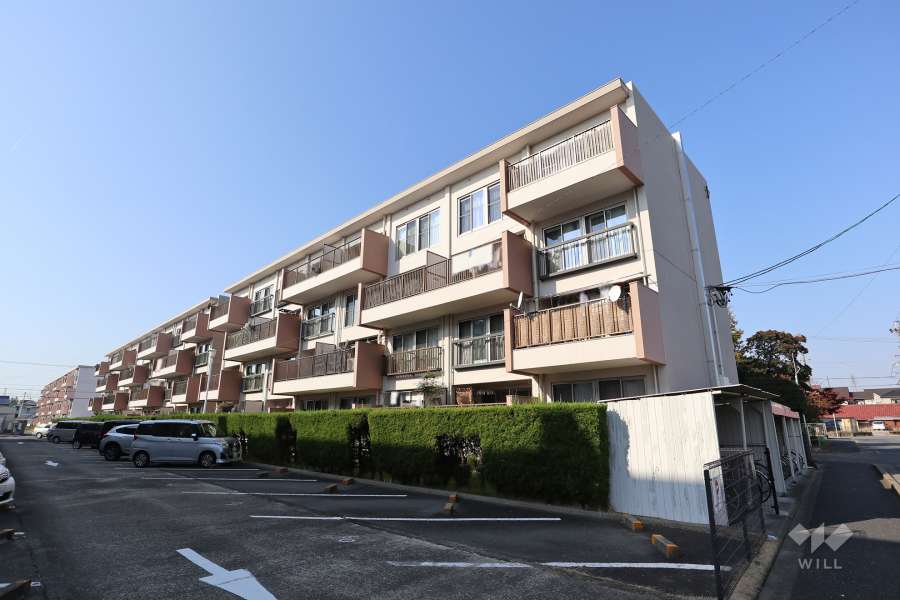 中郷東住宅1号棟の外観（南東側から）