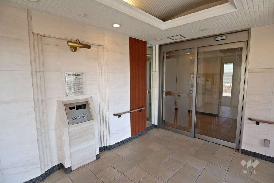 エントランスホール