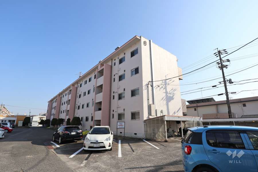 中郷西住宅6号棟の外観（北西側から）