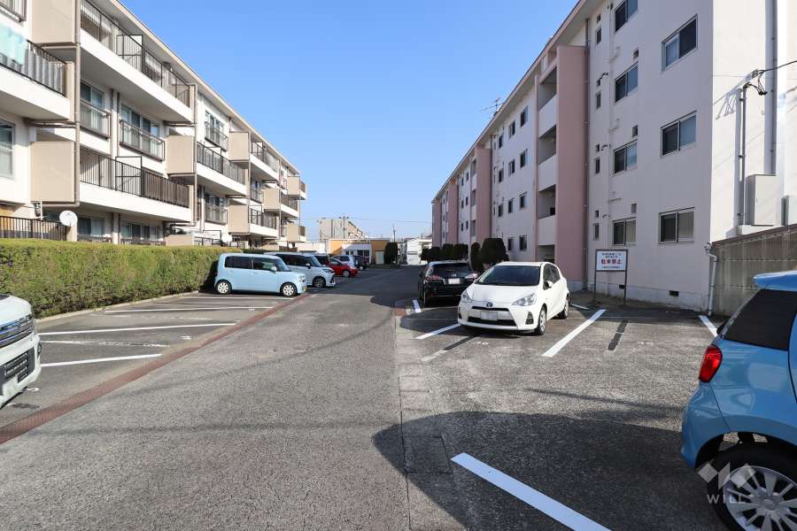 敷地内駐車場（屋外平面式）