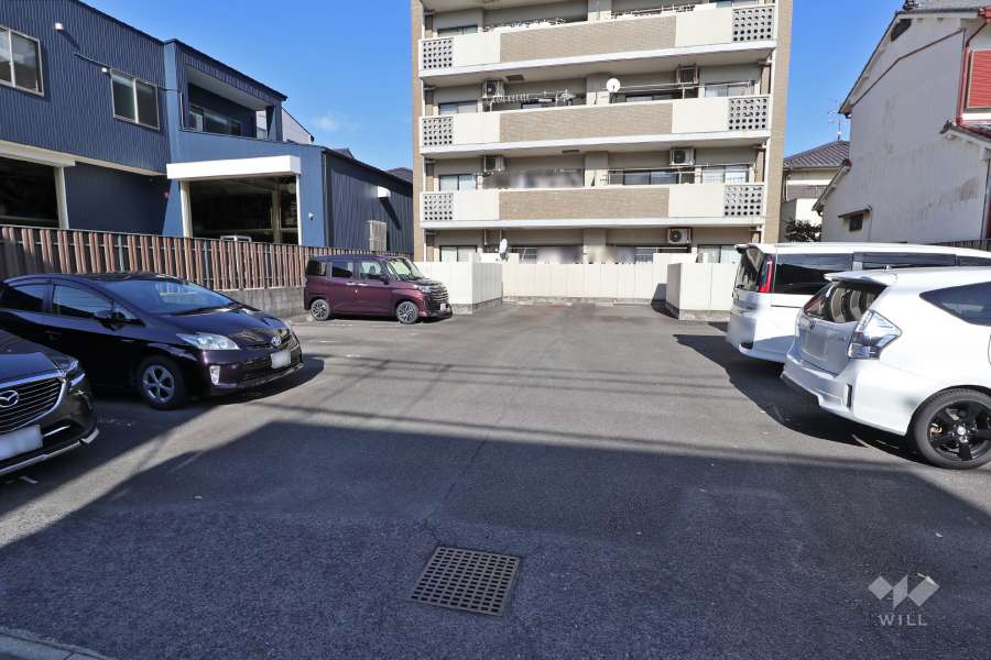 敷地内駐車場(屋外平面式)