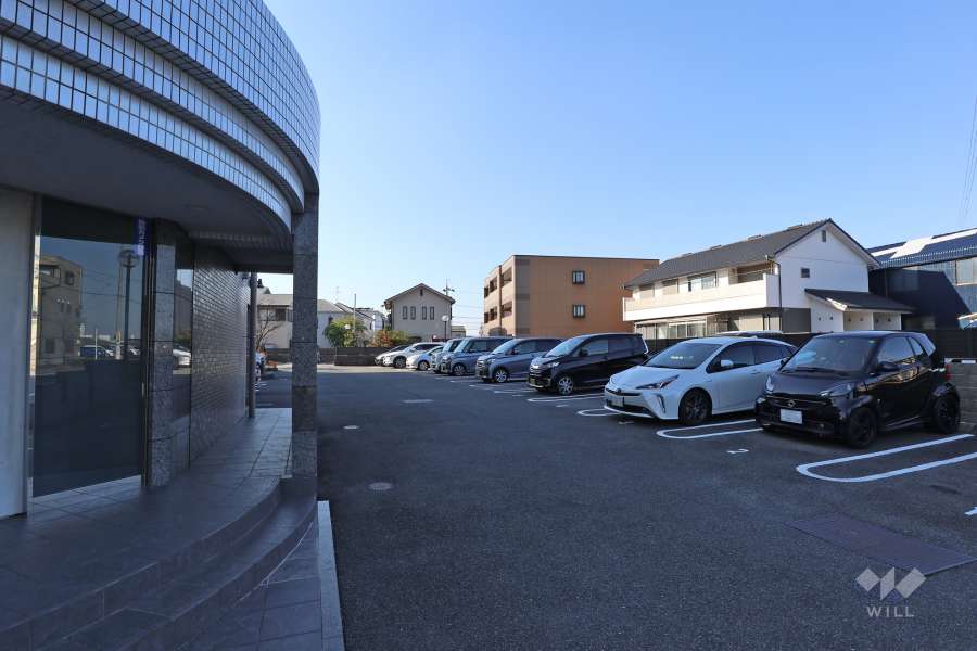敷地内駐車場（屋外平面式）