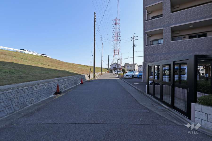 敷地東側は『横井橋緑地』に面しています。