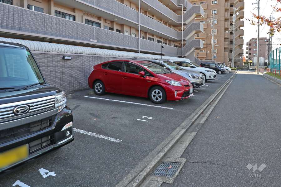 敷地内駐車場（屋外平面式）