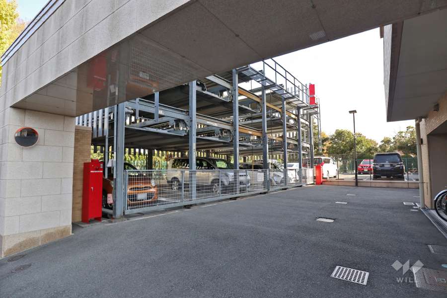 敷地内駐車場（屋外機械式）