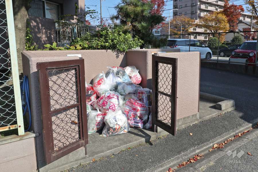 ゴミ置き場
