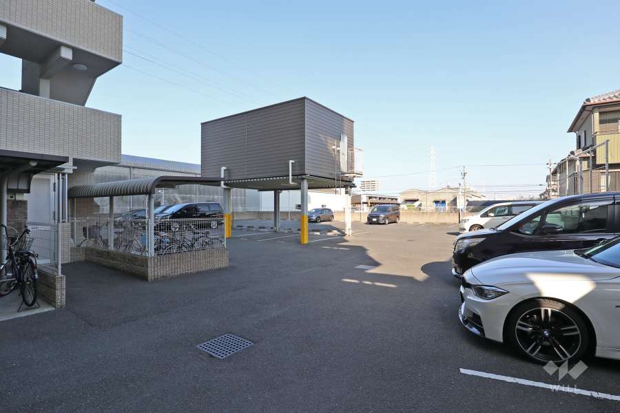 敷地内駐車場（屋外平面式）