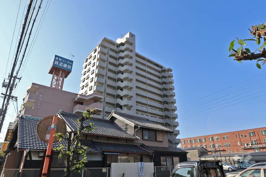 サンパーク東起の外観（北側から）