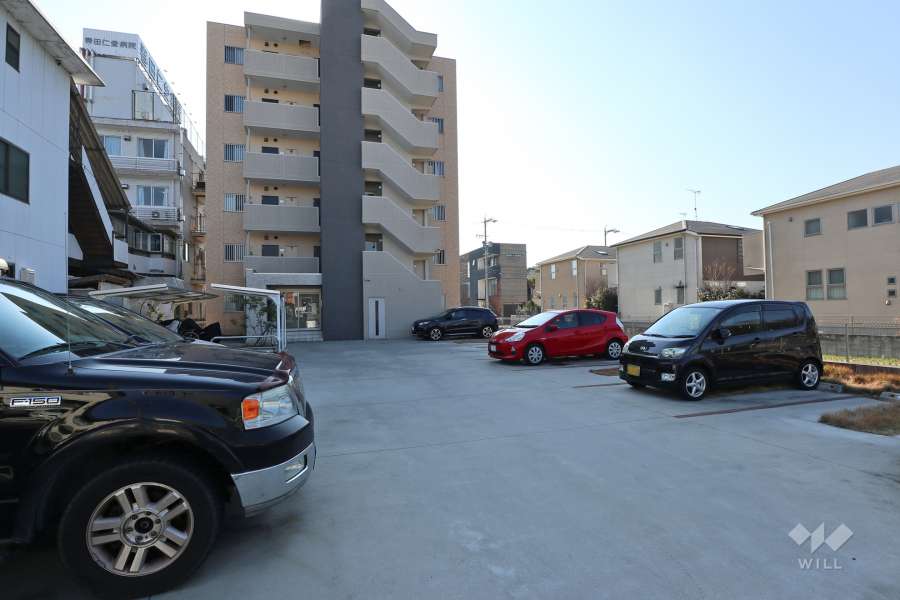 敷地内駐車場（屋外平面式）