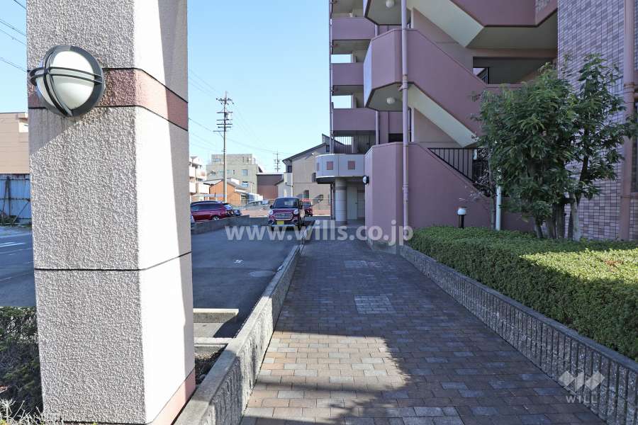 エントランスアプローチ