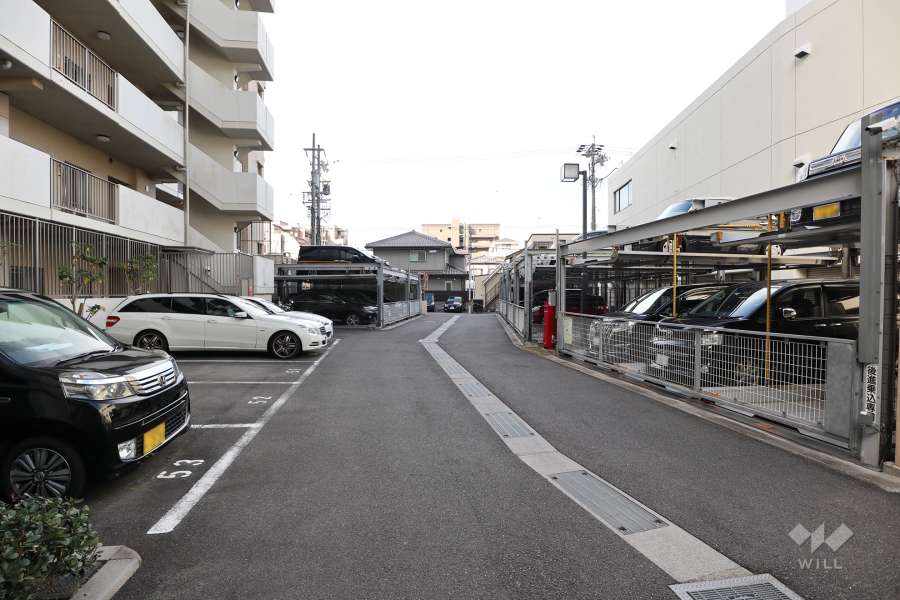 敷地内駐車場（屋外平面式、屋外機械式）
