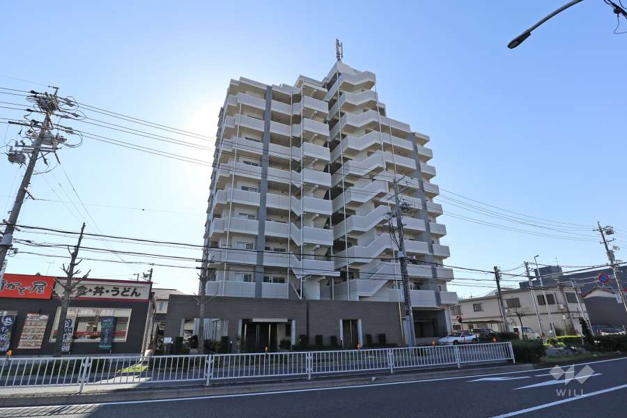 ファミリアーレ八熊通の外観（北東側から）