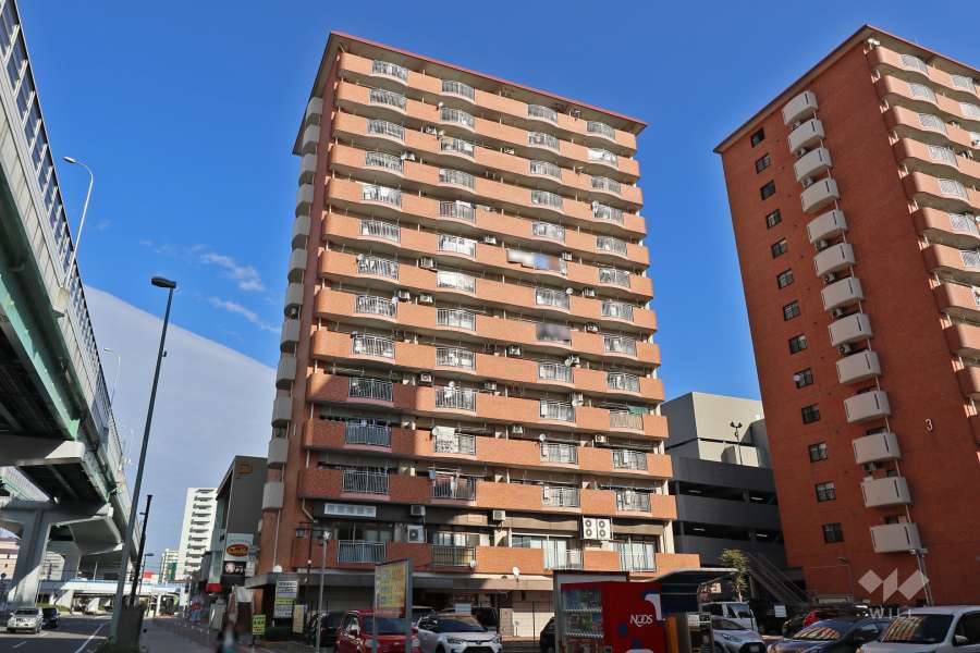 シティコーポ尾頭橋1号館の外観（南側から）