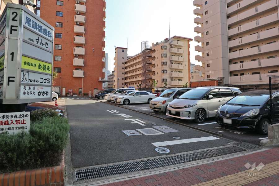 敷地内駐車場(屋外平面式)