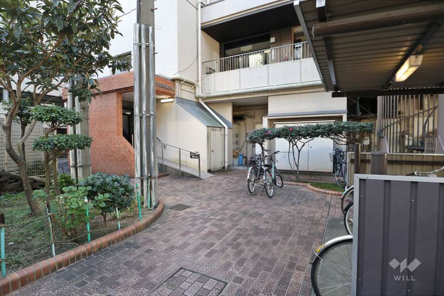 エントランスアプローチ