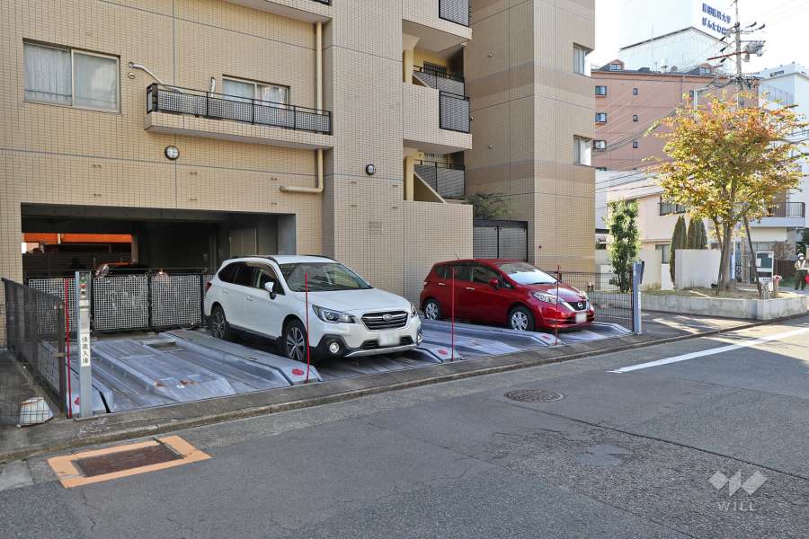 敷地内駐車場（屋外機械式）