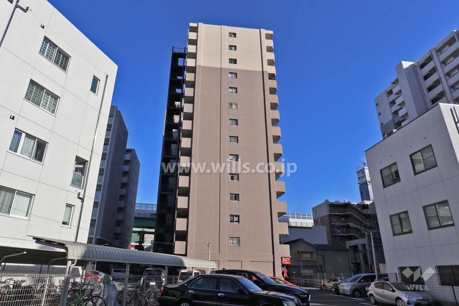 サンベアーマンション金山の外観（西側から）