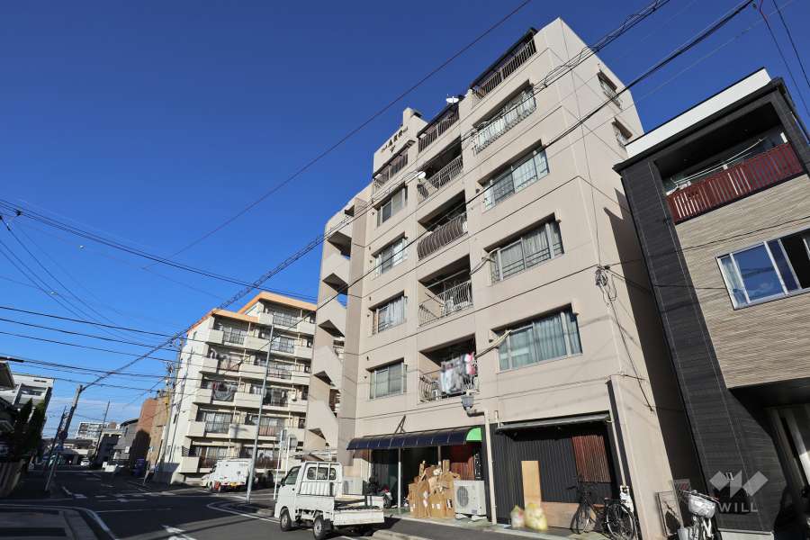 パレス第2尾頭橋の外観（南西側から）