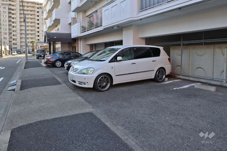 敷地内駐車場(屋外平面式)