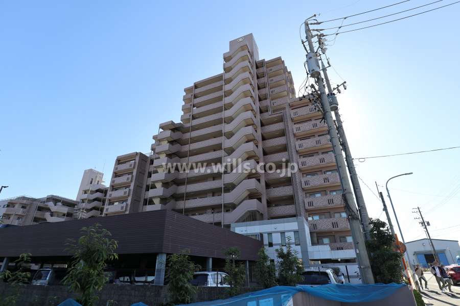 宝マンション尾頭橋ウエスト弐番館の外観（北西側から）