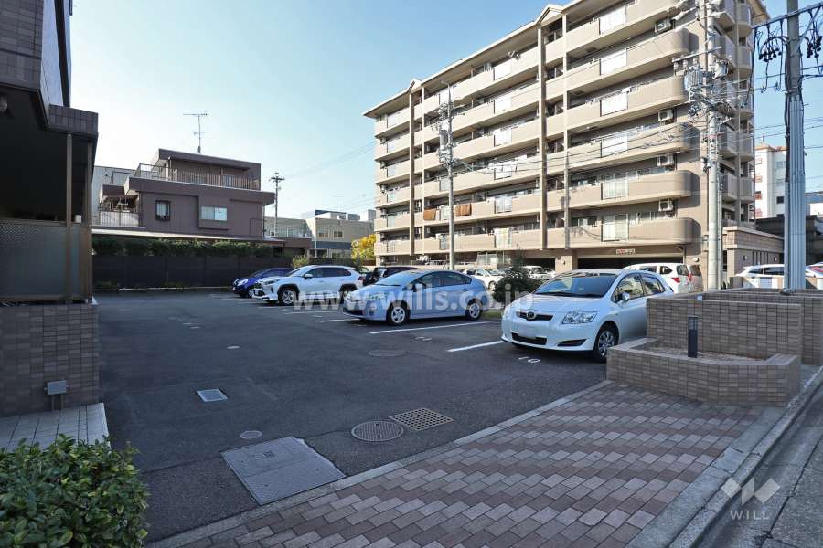 敷地内駐車場(屋外平面式)