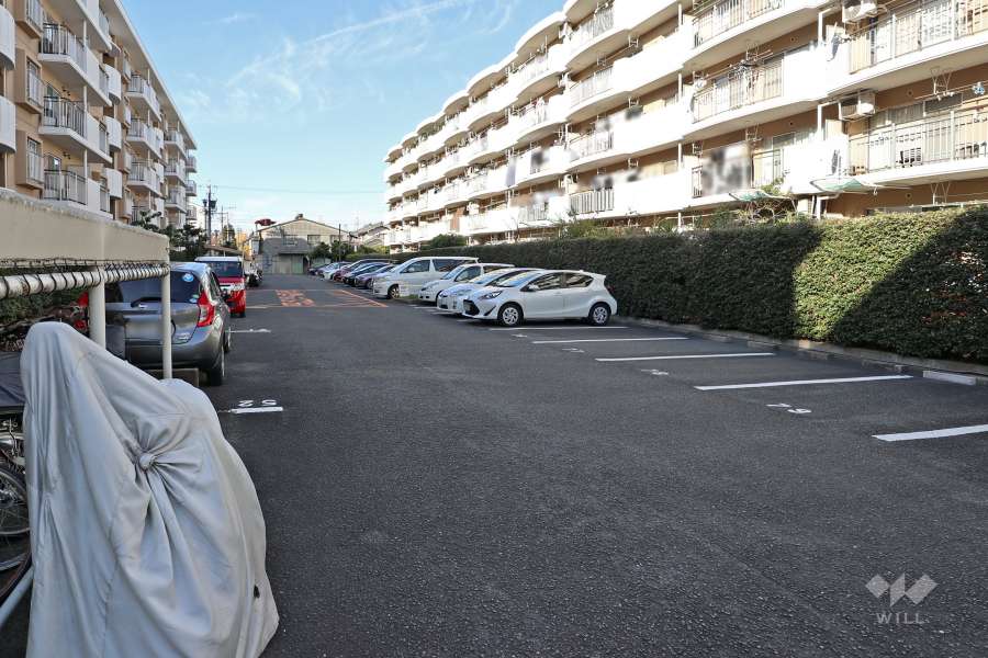 敷地内駐車場（屋外平面式）