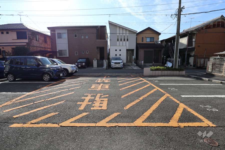 敷地内駐車場（屋外平面式）