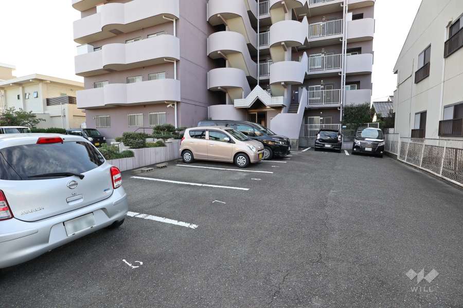 敷地内駐車場（屋外平面式）