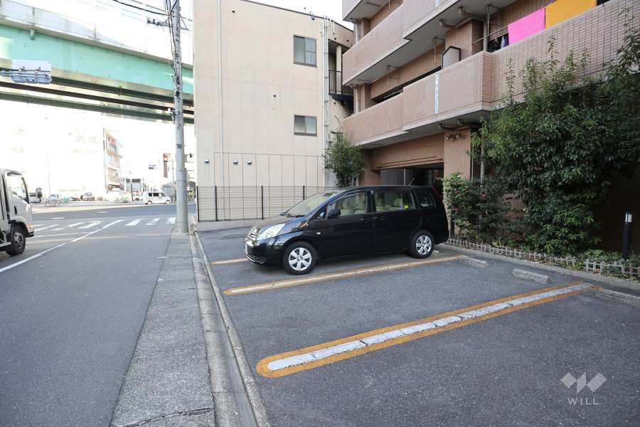 敷地内駐車場（屋外平面式）