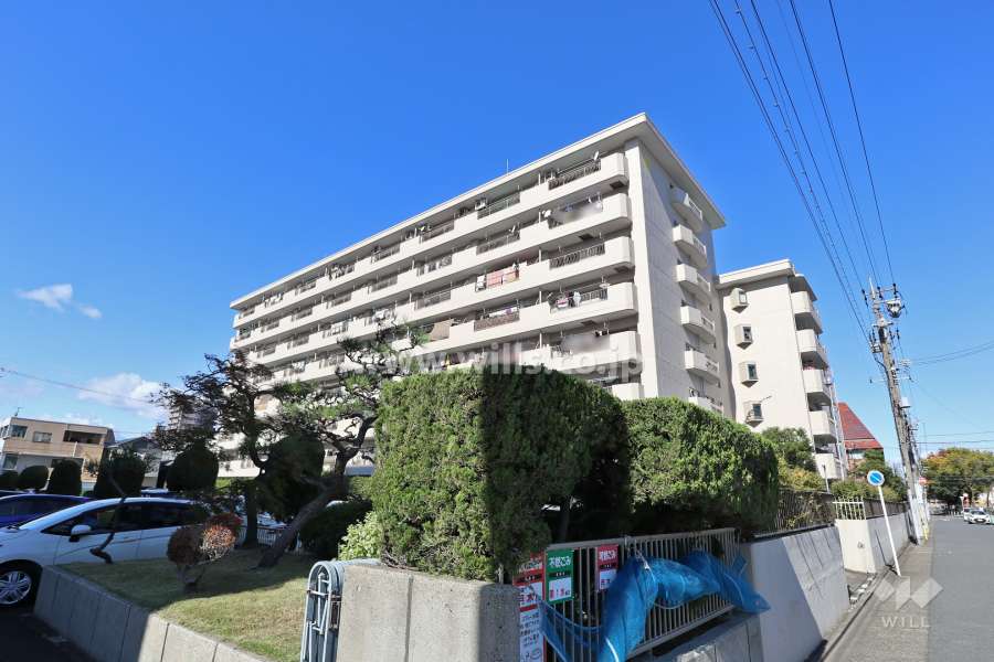 イトーピア八島マンションB棟の外観（南東側から）