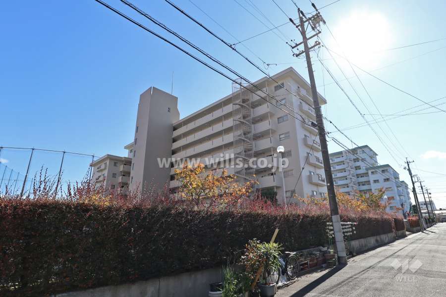 イトーピア八島マンションB棟の外観（北西側から）