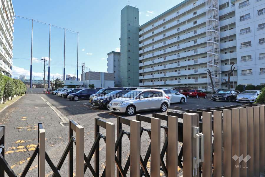 敷地内駐車場(屋外平面式)