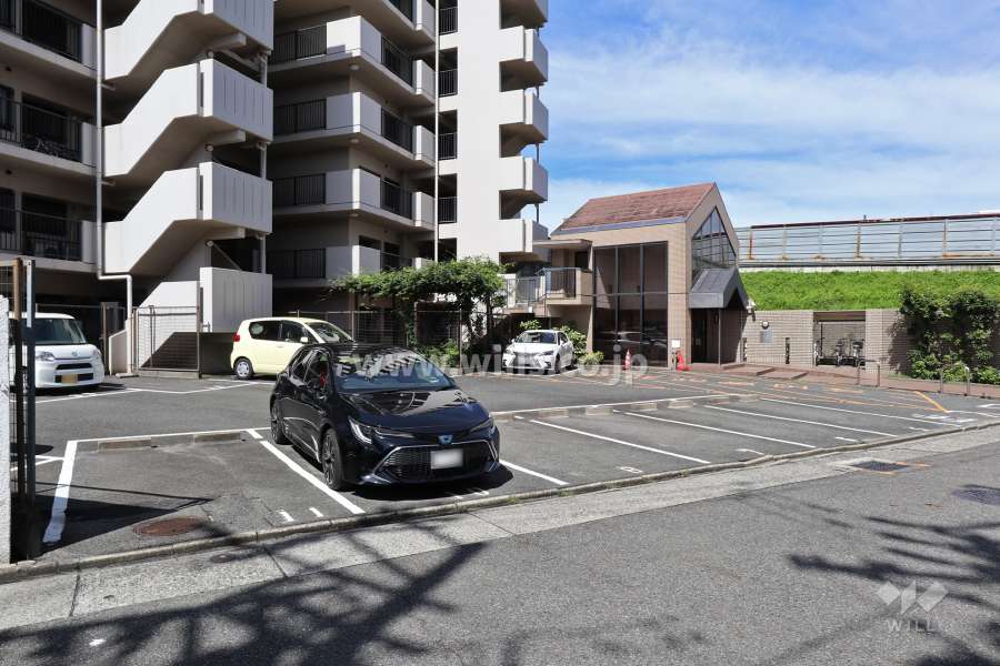 敷地内駐車場（屋外平面式）