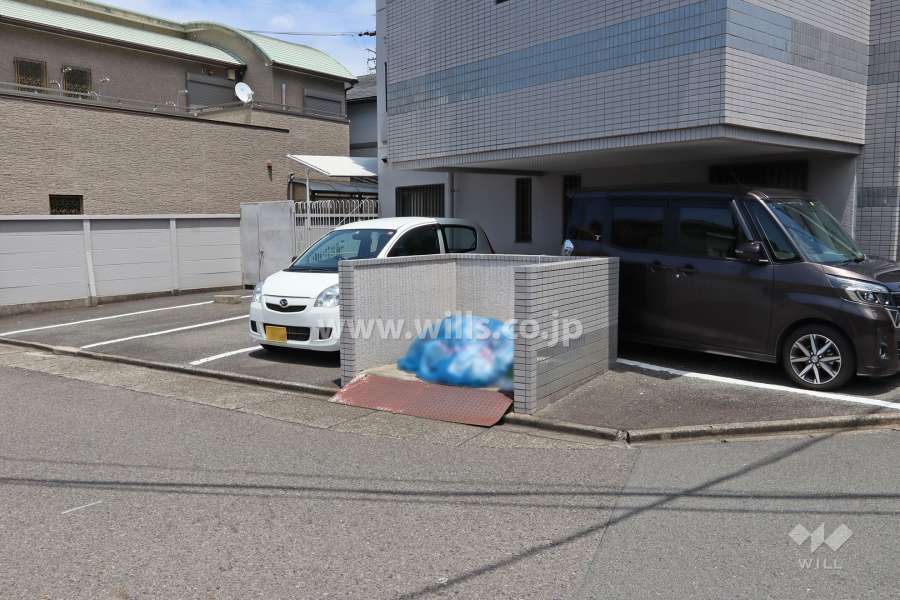 ゴミ置き場