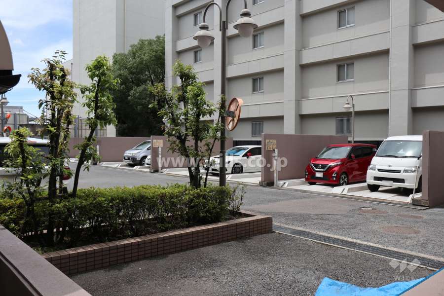 敷地内駐車場（屋外機械式）